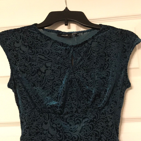 NWT Apt 9 Dark Green Burnout Dress w/ Slip - Picture 2 of 6